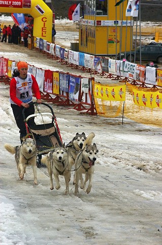 Kynologická revue * www.dogsk.sk * www.eurodog.eu