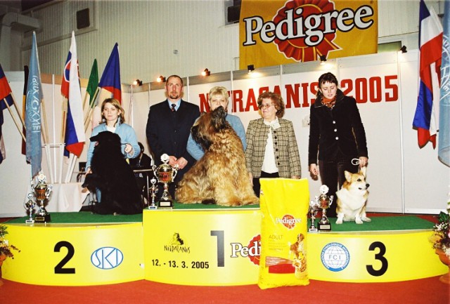 Kynologická revue - www.dogsk.sk