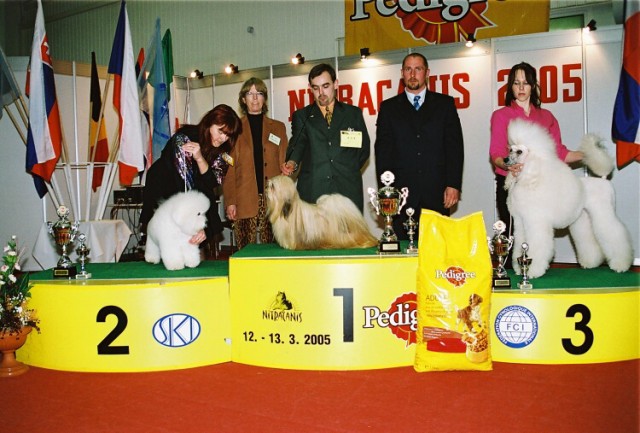Kynologická revue - www.dogsk.sk
