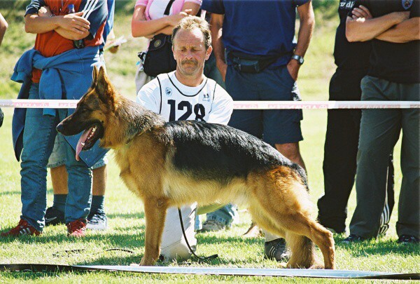 Kynologická revue - www.dogsk.sk