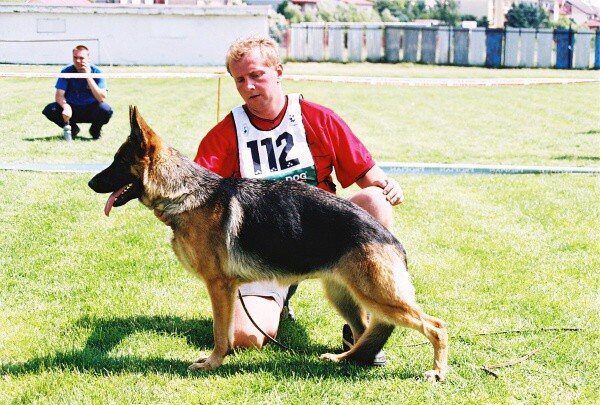 Kynologická revue - www.dogsk.sk