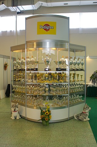Kynologická revue - www.dogsk.sk