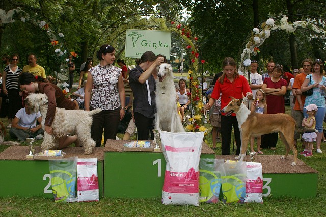 Kynologická revue - www.dogsk.sk