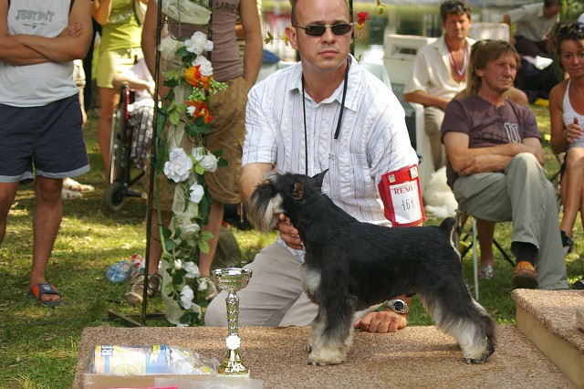 Kynologická revue - www.dogsk.sk