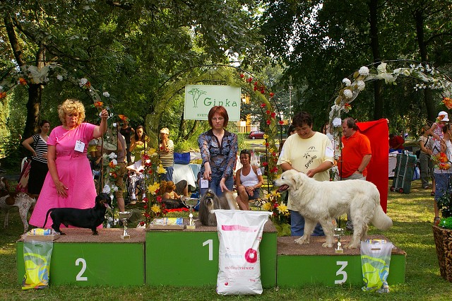 Kynologická revue - www.dogsk.sk