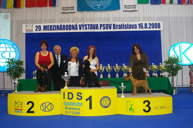 Kynologická revue - www.dogsk.sk