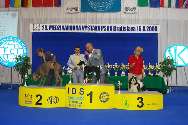 Kynologická revue - www.dogsk.sk