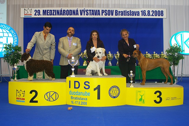 Kynologická revue - www.dogsk.sk