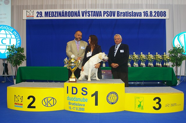 Kynologická revue - www.dogsk.sk