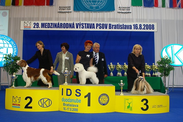Kynologická revue - www.dogsk.sk