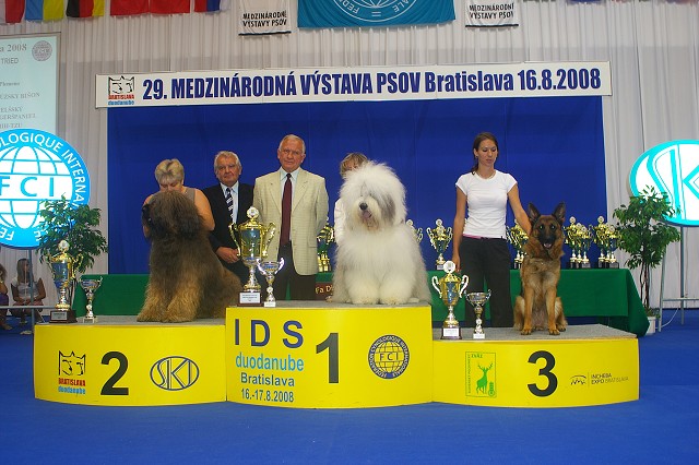 Kynologická revue - www.dogsk.sk
