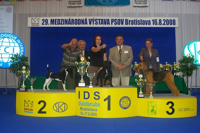 Kynologická revue - www.dogsk.sk