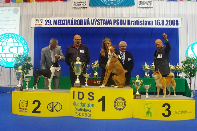 Kynologická revue - www.dogsk.sk