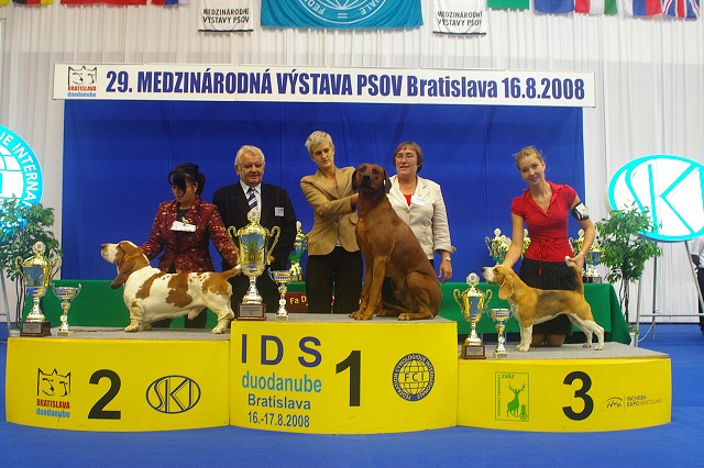 Kynologická revue - www.dogsk.sk