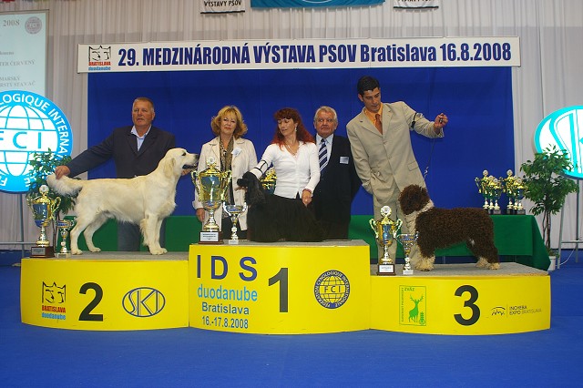 Kynologická revue - www.dogsk.sk