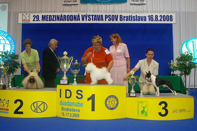 Kynologická revue - www.dogsk.sk