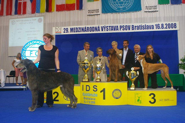 Kynologická revue - www.dogsk.sk
