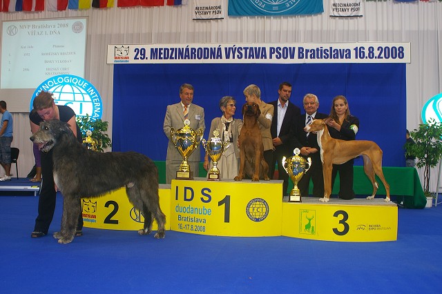 Kynologická revue - www.dogsk.sk
