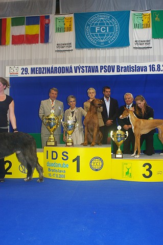 Kynologická revue - www.dogsk.sk