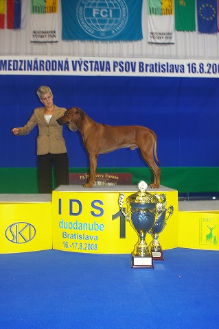 Kynologická revue - www.dogsk.sk