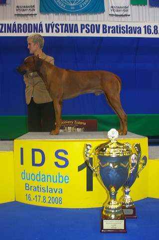 Kynologická revue - www.dogsk.sk