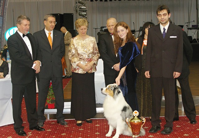 Kynologická revue - www.dogsk.sk