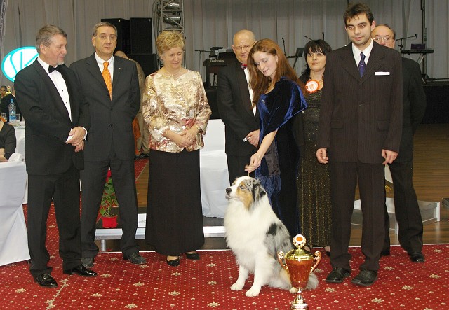 Kynologická revue - www.dogsk.sk