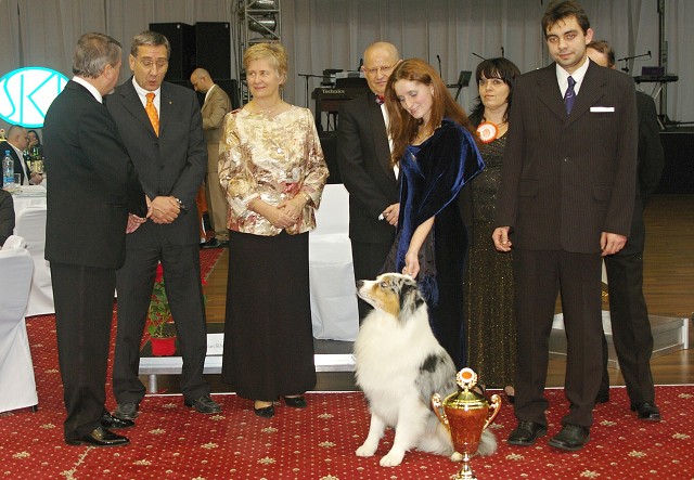 Kynologická revue - www.dogsk.sk