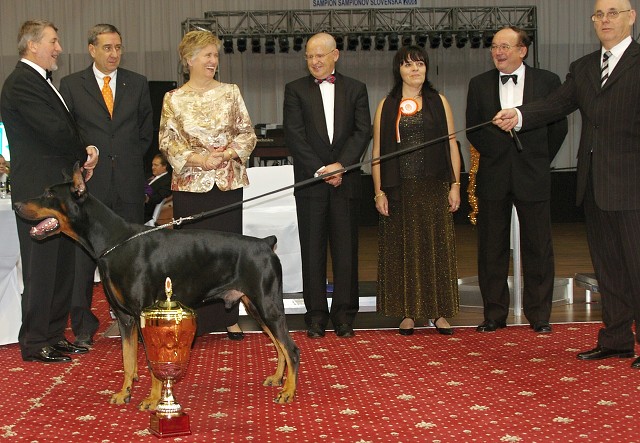 Kynologická revue - www.dogsk.sk