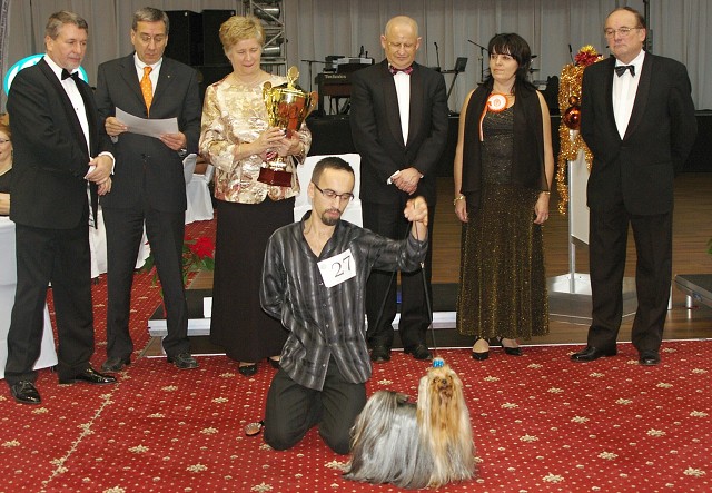 Kynologická revue - www.dogsk.sk