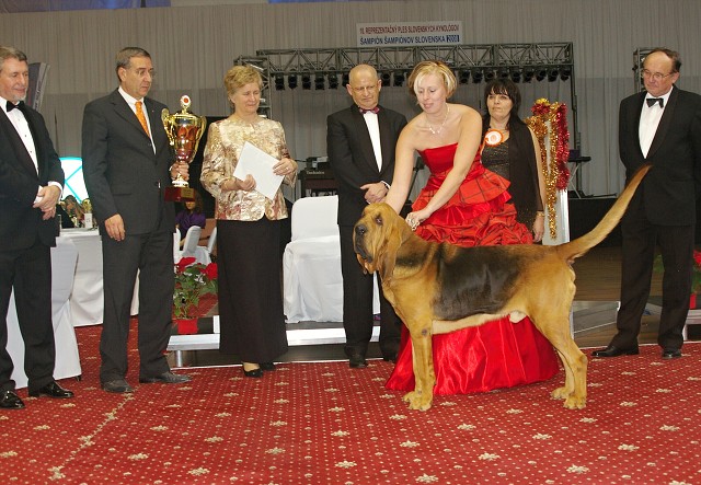 Kynologická revue - www.dogsk.sk