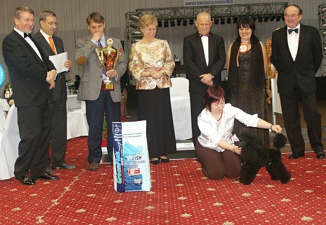 Kynologická revue - www.dogsk.sk