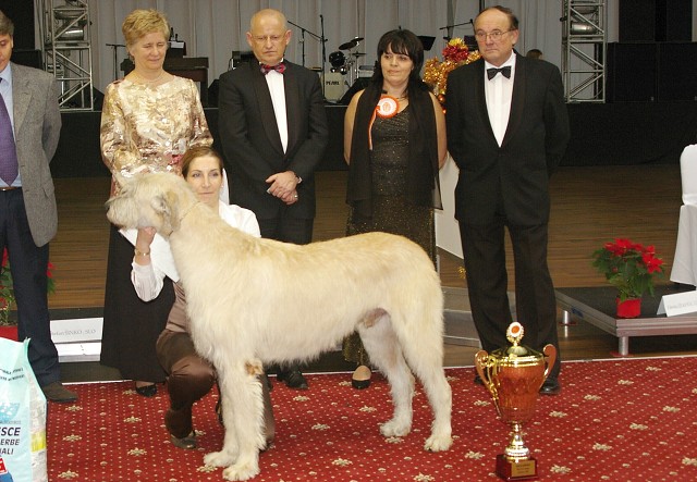 Kynologická revue - www.dogsk.sk