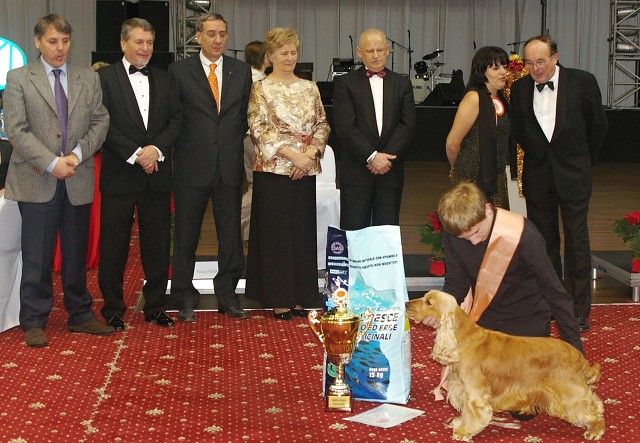 Kynologická revue - www.dogsk.sk