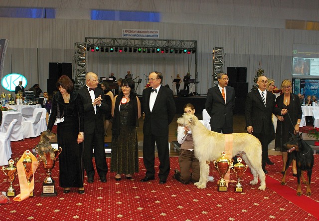 Kynologická revue - www.dogsk.sk