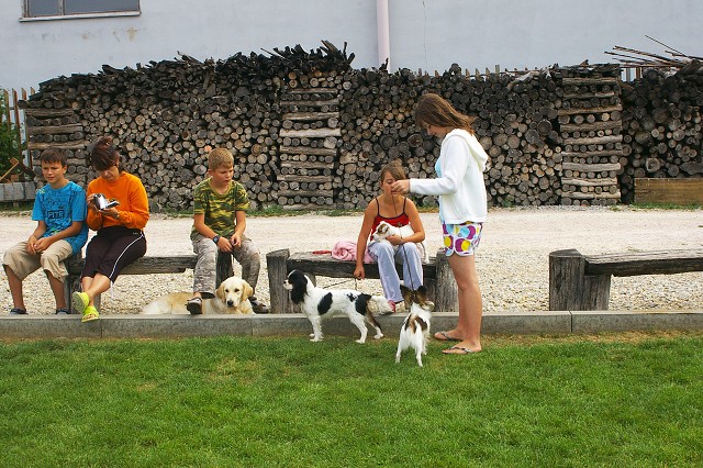 Kynologická revue * Z POLYTANU * EUKANUBA