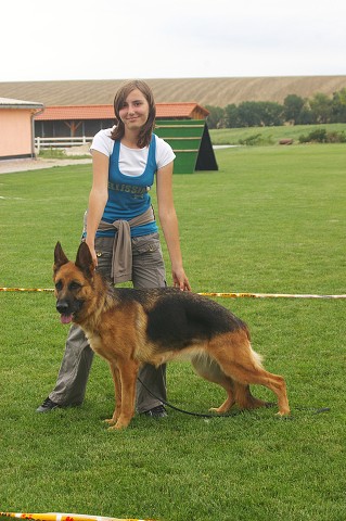 Kynologická revue * Z POLYTANU * EUKANUBA