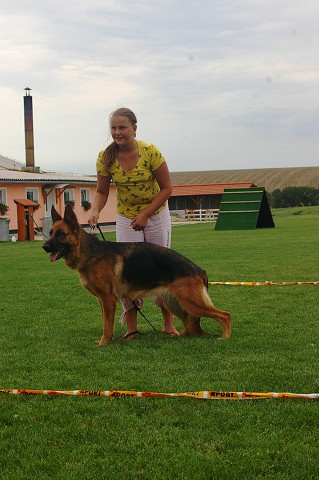 Kynologická revue * Z POLYTANU * EUKANUBA