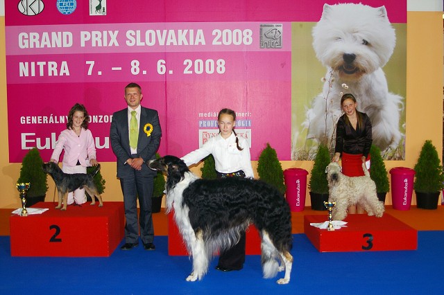 Kynologická revue - www.dogsk.sk