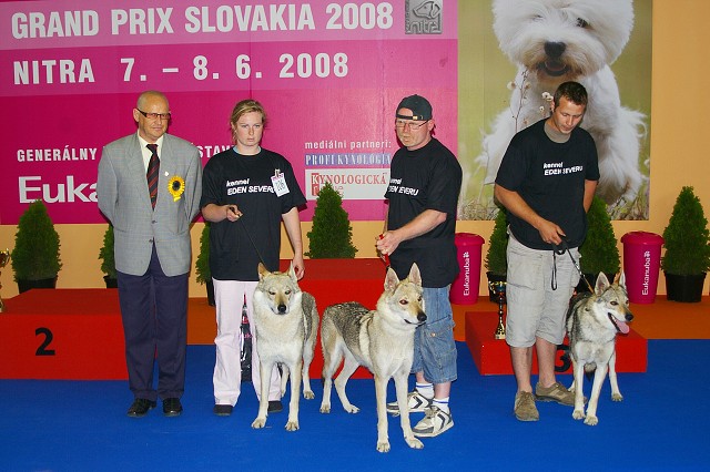 Kynologická revue - www.dogsk.sk