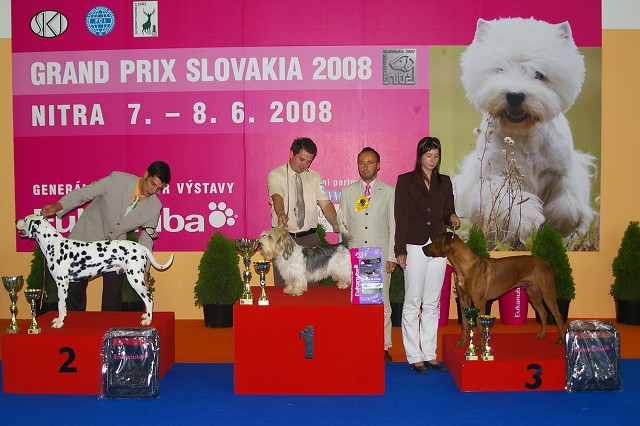 Kynologická revue - www.dogsk.sk