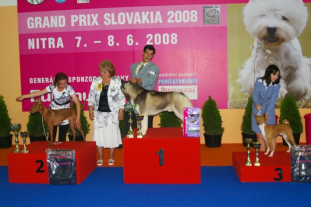 Kynologická revue - www.dogsk.sk
