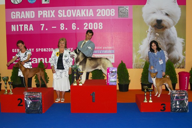 Kynologická revue - www.dogsk.sk