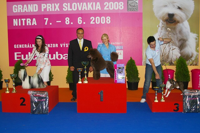 Kynologická revue - www.dogsk.sk