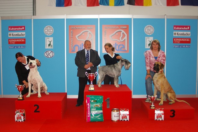 www.dogsk.sk * Kynologická revue * www.eurodog.eu