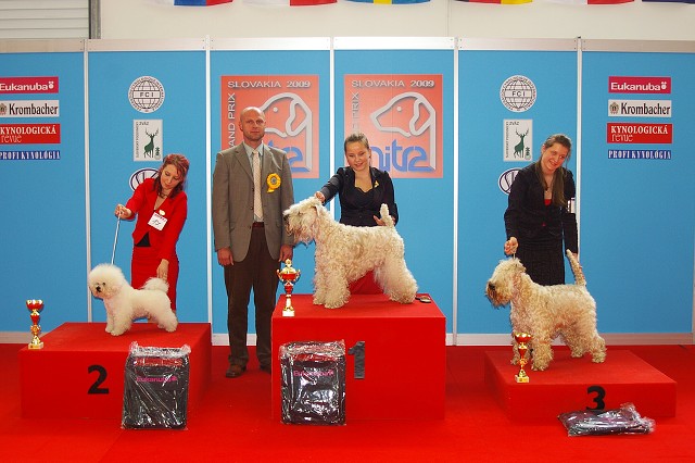 Kynologická revue - www.dogsk.sk - www.eurodog.eu