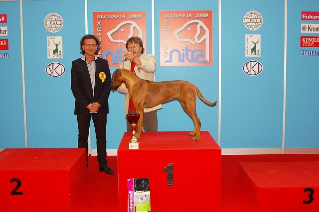 Kynologická revue - www.dogsk.sk - www.eurodog.eu