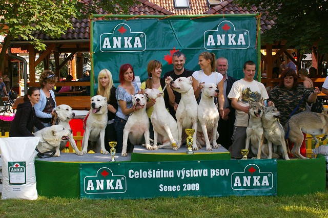 Kynologická revue - www.dogsk.sk