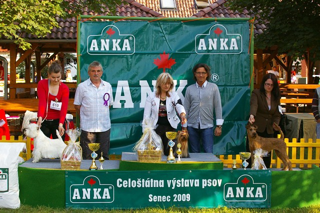 Kynologická revue - www.dogsk.sk