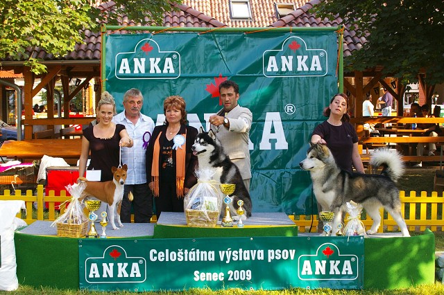 Kynologická revue - www.dogsk.sk